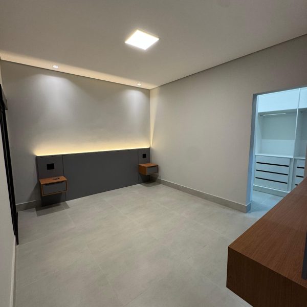 WhatsApp Image 2025-09-26 at 16.44.06