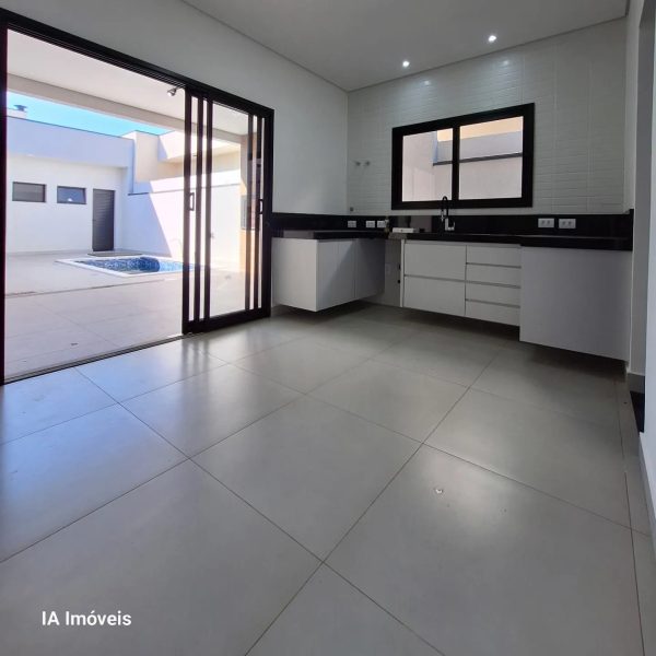 casa com piscina cond olivio (2)